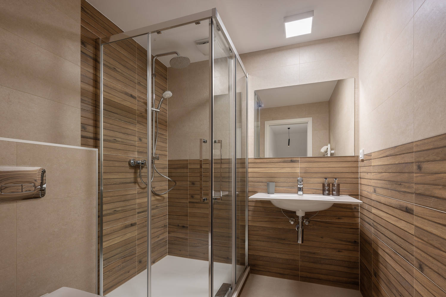 Koupelna hotel Grand Doksy